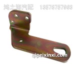 1003061-56D-后吊耳-气缸盖